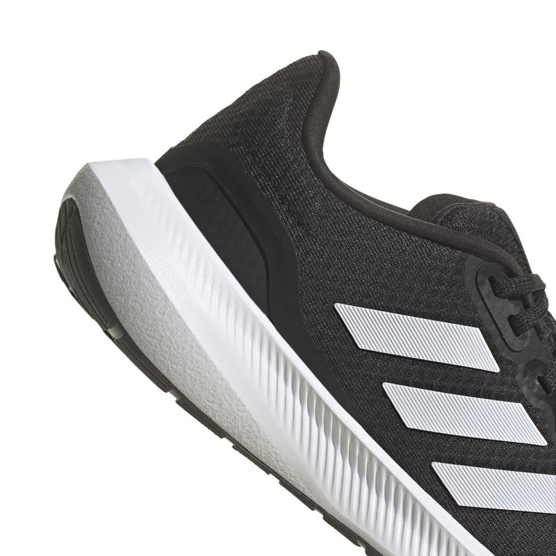 HP7556_8_FOOTWEAR_Photography_Detail-View-1_white