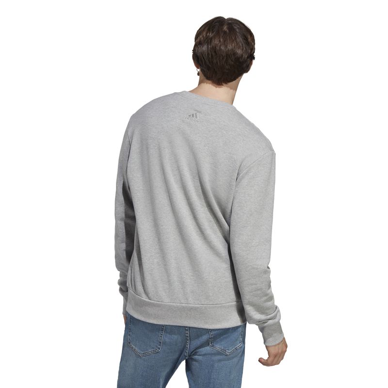 IC9326_5_APPAREL_On-Model_Back-View_white