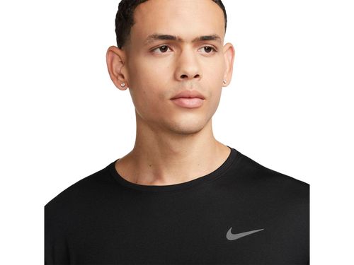CAMISETA NIKE DRI-FIT MILER DV9315-010 PRETO