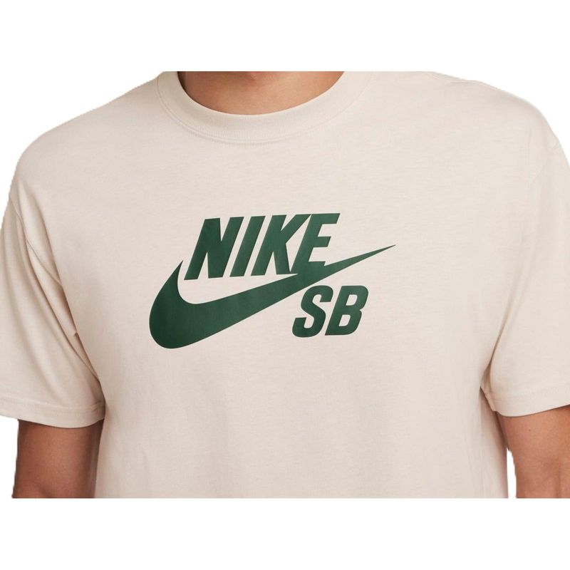 CAMISETA NIKE SB CV7539-104 BEGE