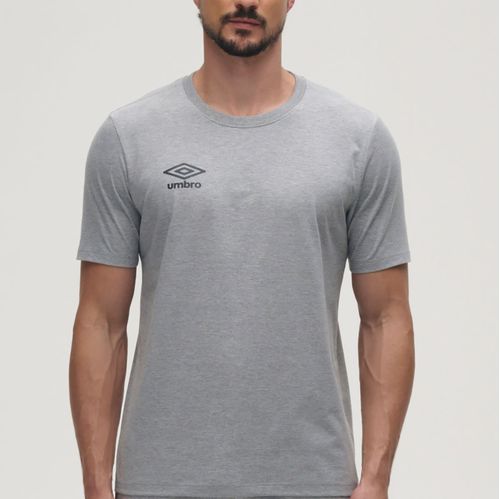 Camiseta Masculina Umbro Essential