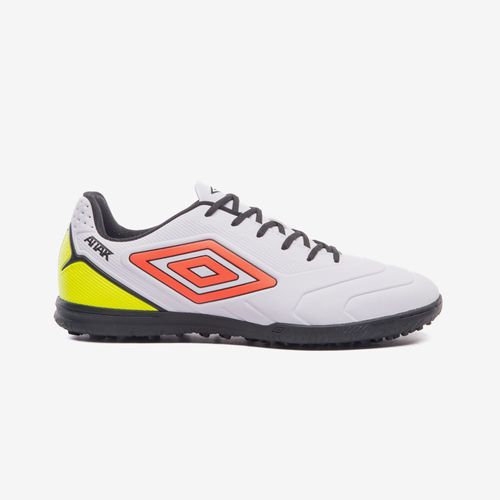 Chuteira Society Umbro Attak Iii