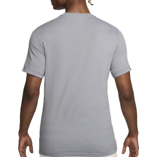 CAMISETA NIKE DRIFT VERBIAGE HJ3674-012 CINZA