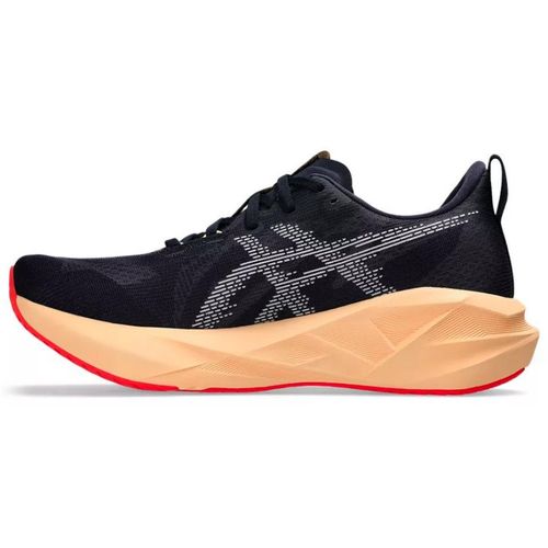 TENIS ASICS NOVABLAST 5 1011B974.404 PRETO LARANJA