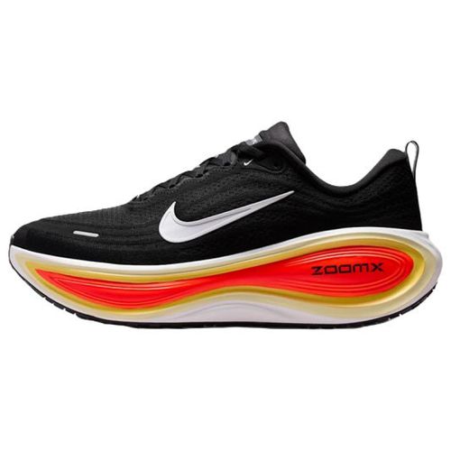 TENIS NIKE VOMERO PLUS HV8150-009 PRETO BRANCO LARANJA