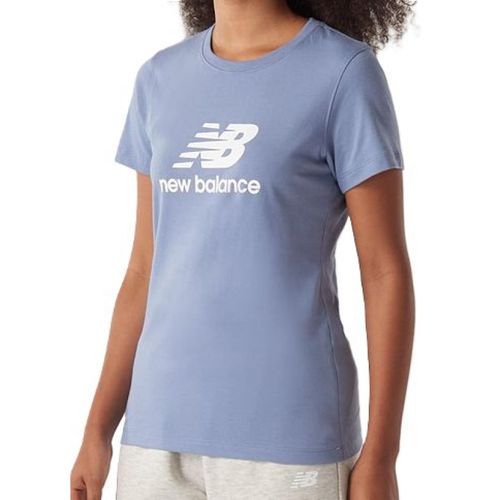 CAMISETA NEW BALANCE ESSENTIALS WT41502B AZUL CLARO